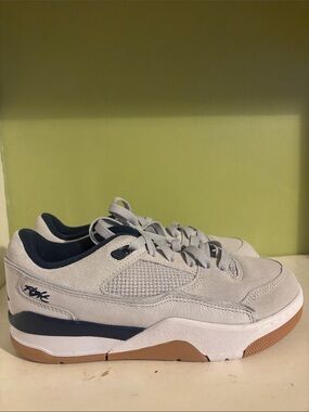 Jordan Men's Light Gray and Navy Suede Sneakers.Size 6 New